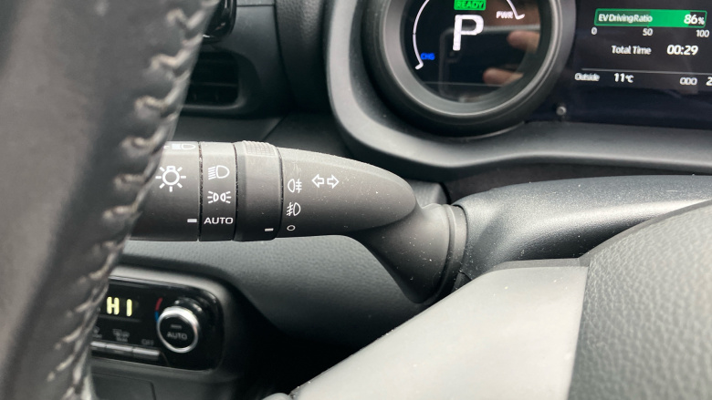 Toyota Yaris 1.5 Hybrid Design 5dr CVT Hybrid Hatchback